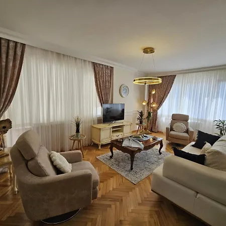 Nisantasi Center Best Loc. 3+1 Interior Design 伊斯坦布尔
